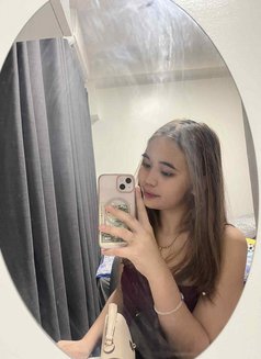 Jeimmy - Transsexual escort in Manila Photo 4 of 4