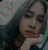 Jeje - escort in Surabaya