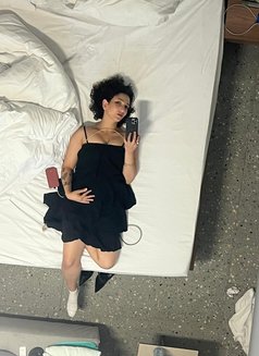 Jeje Lovely - escort in Beirut Photo 3 of 5