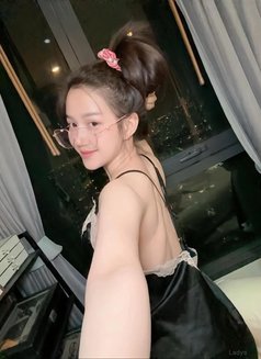 Jenny - escort in Jeddah Photo 5 of 7