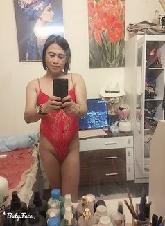 Jelai Andres in Dubai - Transsexual escort in Dubai Photo 1 of 5