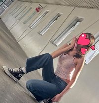 Jelly Meet or Cam Girl - escort in Noida