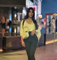 Jen: best ass eater, world class sex - Transsexual escort in Dubai