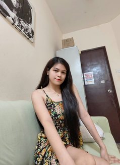 Jen - escort in Dubai Photo 1 of 3