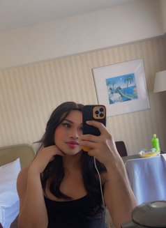 Jen ( Limited Days Only ) - Transsexual escort in Sasebo Photo 1 of 3
