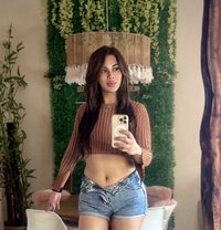 Jen: world class sex top/bottom - Transsexual escort in Dubai