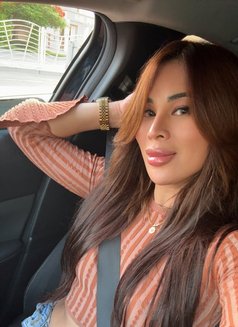 Jen: world class sex top/bottom - Transsexual escort in Dubai Photo 5 of 12