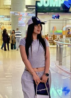 Jen: world class sex top/bottom - Acompañantes transexual in Dubai Photo 7 of 14