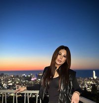 Jen: world class sex top/bottom/GFE - Transsexual escort in Dubai