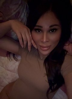 Jen: world class sex top/bottom/GFE - Acompañantes transexual in Dubai Photo 11 of 15