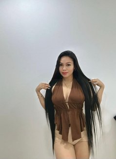 Jena - escort in Doha Photo 5 of 13