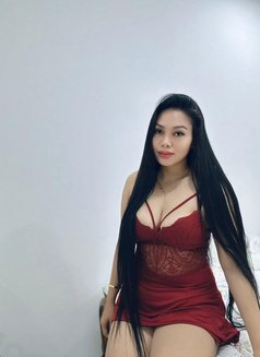 Jena - escort in Doha Photo 6 of 13
