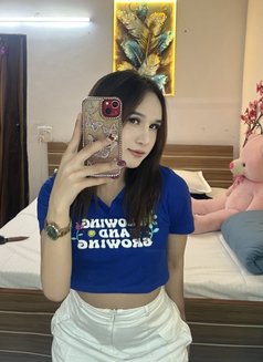 Jenelia - Transsexual escort in New Delhi Photo 18 of 19