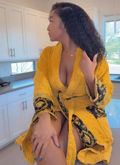 Jenetbea - escort in Riyadh Photo 1 of 7