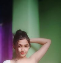 Jeni Honey - escort in Chennai