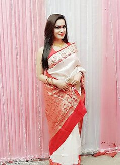 Jeni - escort in Candolim, Goa Photo 6 of 9