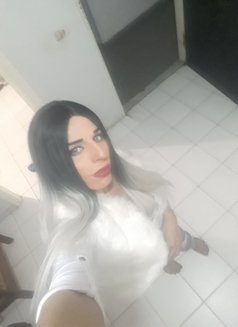 Jeni - Acompañantes transexual in Beirut Photo 9 of 23