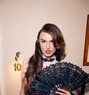 Jenifer Snow The Queen - Transsexual escort in Dubai Photo 3 of 25