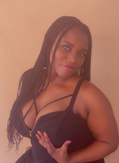 JENIFER - escort in Chennai Photo 3 of 5