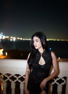 Jeniffer Asian babezz - escort in Dubai Photo 9 of 10
