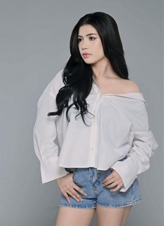 Jeniffer Asian babezz - puta in Dubai Photo 8 of 8