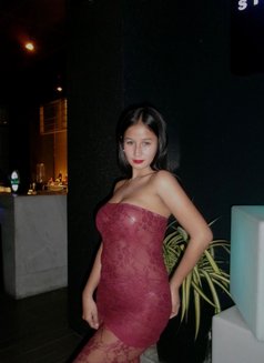 Jenine - Acompañantes transexual in Manila Photo 2 of 5