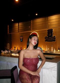 Jenine - Acompañantes transexual in Manila Photo 4 of 5