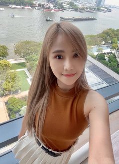 Jenji - escort in Bangkok Photo 2 of 3