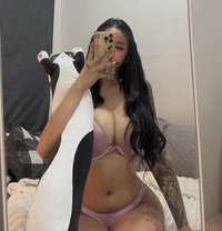 Jenn🦋 - escort in Manila