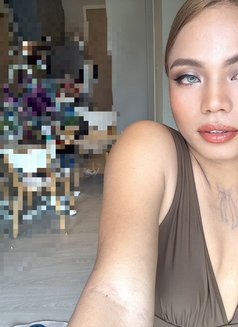 Jenn - Transsexual escort in Bangkok Photo 4 of 7