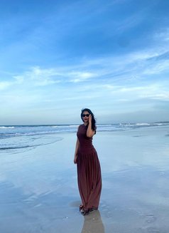 Jenn - escort in Bali Photo 6 of 7