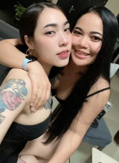 Jenna & Amy - puta in Dubai Photo 5 of 10