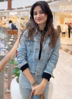 Jenna - puta in Bangalore Photo 1 of 6