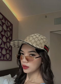 Jenna - escort in Bali Photo 4 of 6