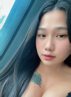 Jenna Tg: @Its_Megan17 - escort in Makati City Photo 6 of 6