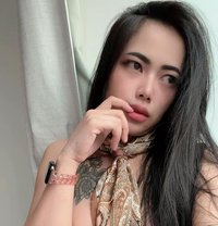 Jenna - puta in Dubai