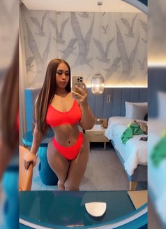 Jenni - escort in Dubai Photo 1 of 10