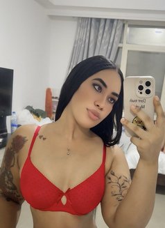 Jenni - escort in Dubai Photo 6 of 10
