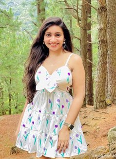 Jenni - escort in Thiruvananthapuram Photo 1 of 2