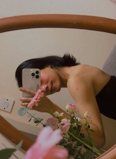 Jennie - Male escort in Dubai Photo 9 of 11