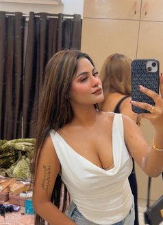 Jennie - escort in Pune Photo 4 of 10