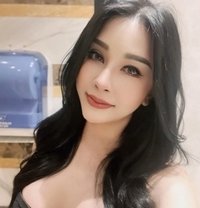 Jennie Sexy Ladyboy Thailand - Transsexual escort in Dubai