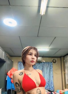 Jennie - escort in Bangkok Photo 6 of 9