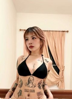 Jennie - escort in Bangkok Photo 1 of 15