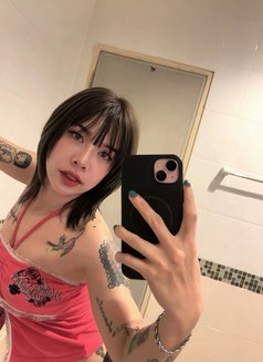 Jennie - puta in Bangkok Photo 1 of 6