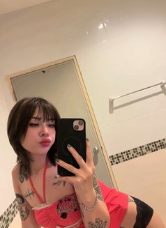 Jennie - puta in Bangkok Photo 3 of 6