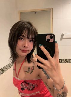 Jennie - puta in Bangkok Photo 4 of 6