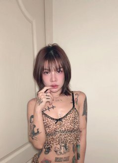 Jennie - puta in Bangkok Photo 5 of 6