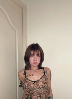 Jennie - puta in Bangkok Photo 6 of 6
