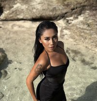 Jennifer BIG BUTT and FLUENT ENGLISH - puta in Bali
